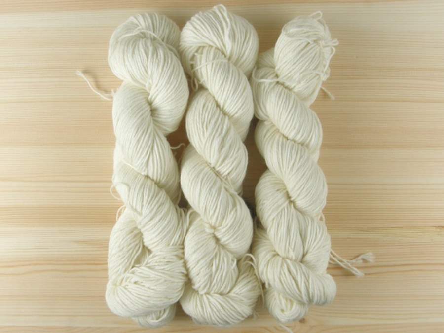 Merino/nylon 200m/100g